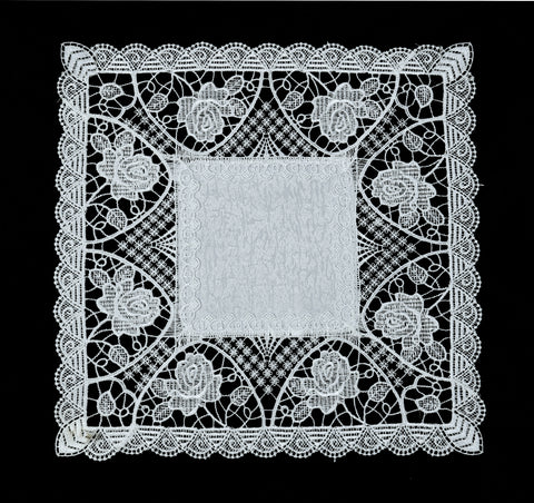 Lace tablecloth "Rose"